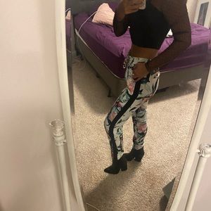 White House black market floral pants